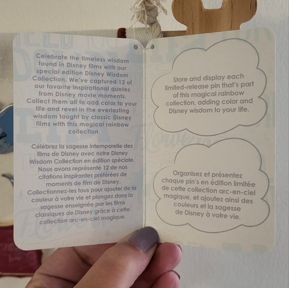 Disney Wisdom Pins Complete Set with Pennant - Picture 3 of 3